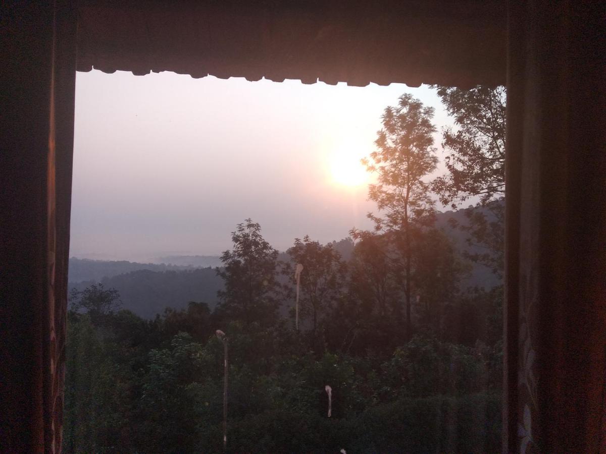 Abiyal Mountain Stay Madikeri Exterior foto